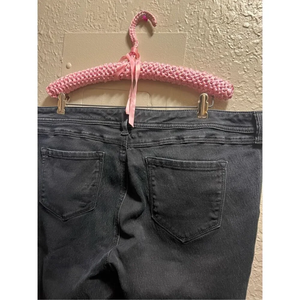 Torrid Black Denim Jeans Woman’s Size 22S Plus Size Jeans